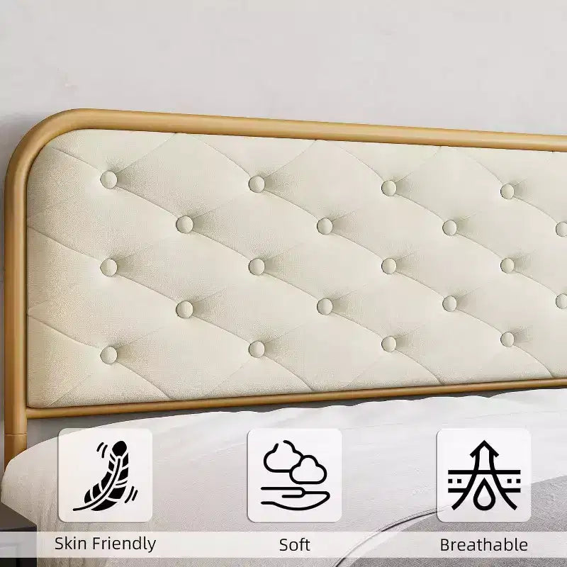 Struttura letto king size in velluto imbottito - Testiera curva capitonné e metallo dorato