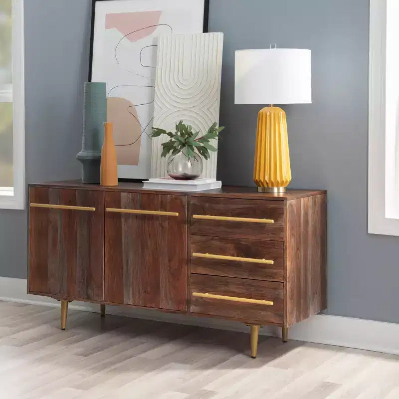 Madia Adair Mid-Century moderna 58", legno massello di acacia, 2 ante 3 cassetti, ferro dorato